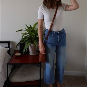 wide leg jeans // size 4 / 27